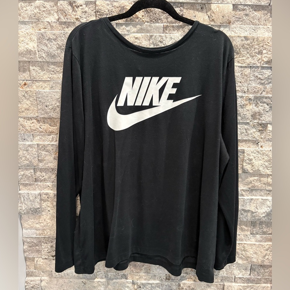 Nike Black 2X Shirt women’s
